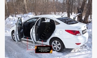 Накладки на внутренние пороги дверей Hyundai Solaris седан 2010-2014 (l дорестайлинг)
