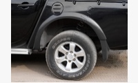 Расширители колесных арок Mitsubishi L200 2007-2010