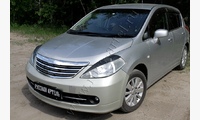 Накладки на передние фары (реснички) Nissan Tiida 2004-2007