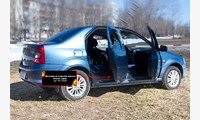 Накладки на ковролин порогов Renault Logan 2004-2010