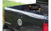 Накладка на задний откидной борт со скотчем Volkswagen Amarok 2010-2016 (I дорестайлинг)