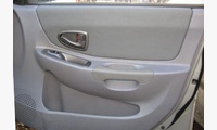 Набор вставок в двери из кожзаменителя (Винилискожа) Hyundai Accent, серые перфорированные