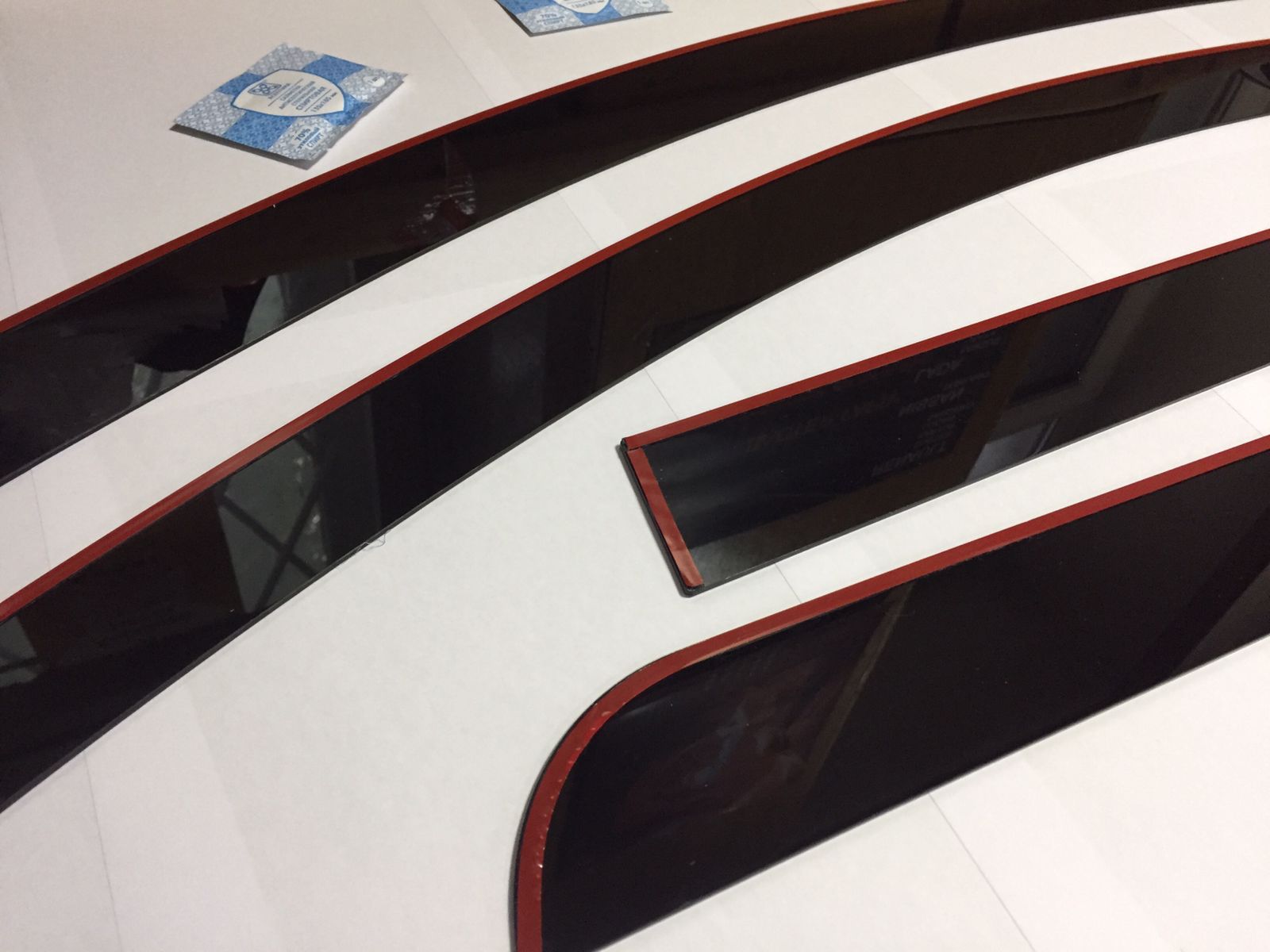 Дефлекторы на окна Дастер 2011-2021, Террано 2014- Стрелка11