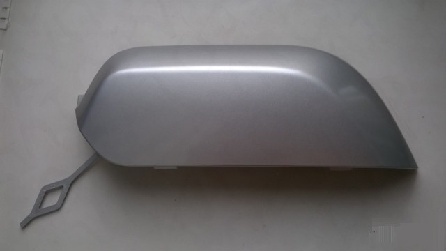 Заглушка буксировочного крюка заднего бампера серебро Дастер с 2015- (аналог 511657363R)